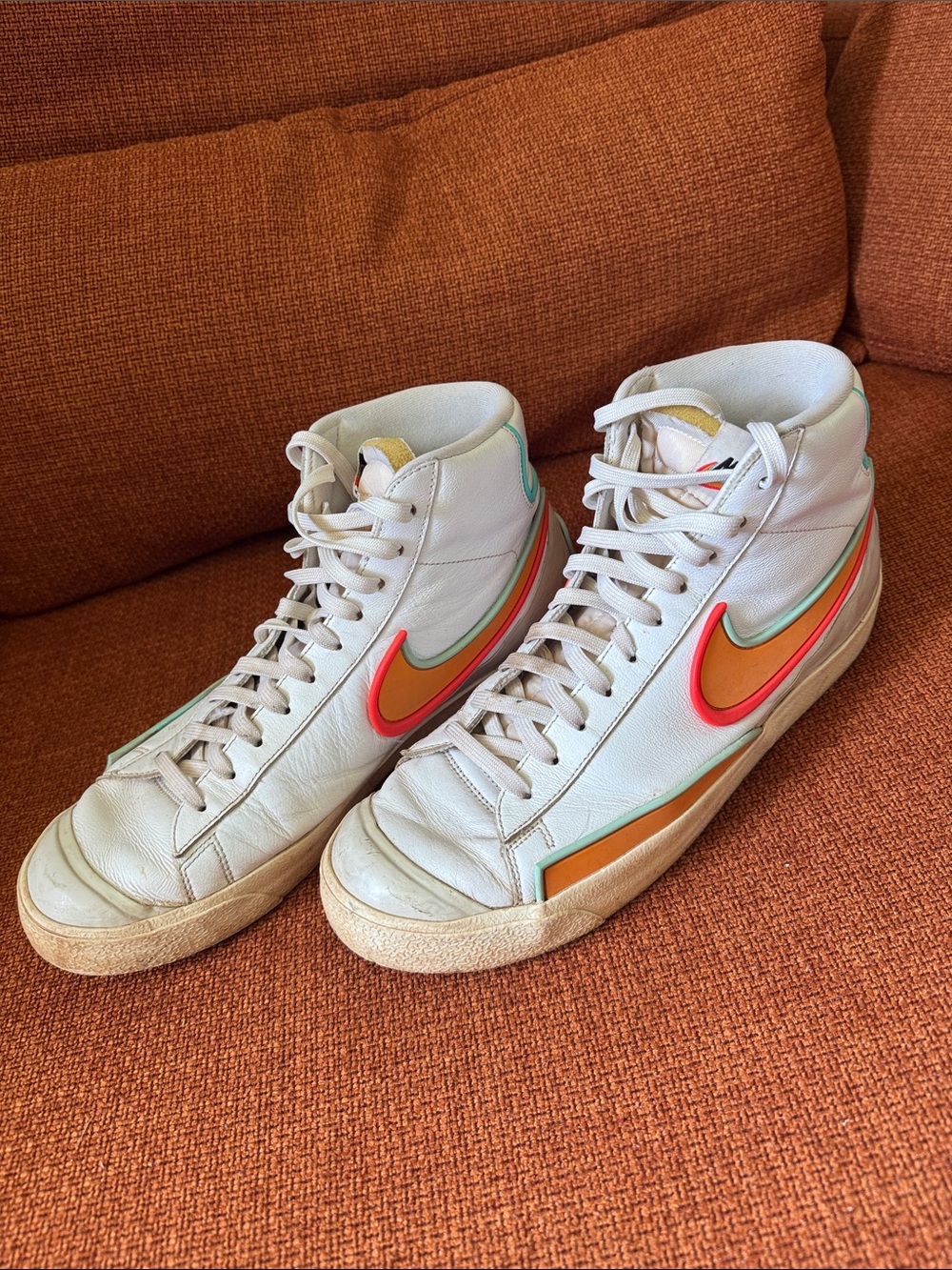 Nike Blazer Mid 77 Infinite Kumquat